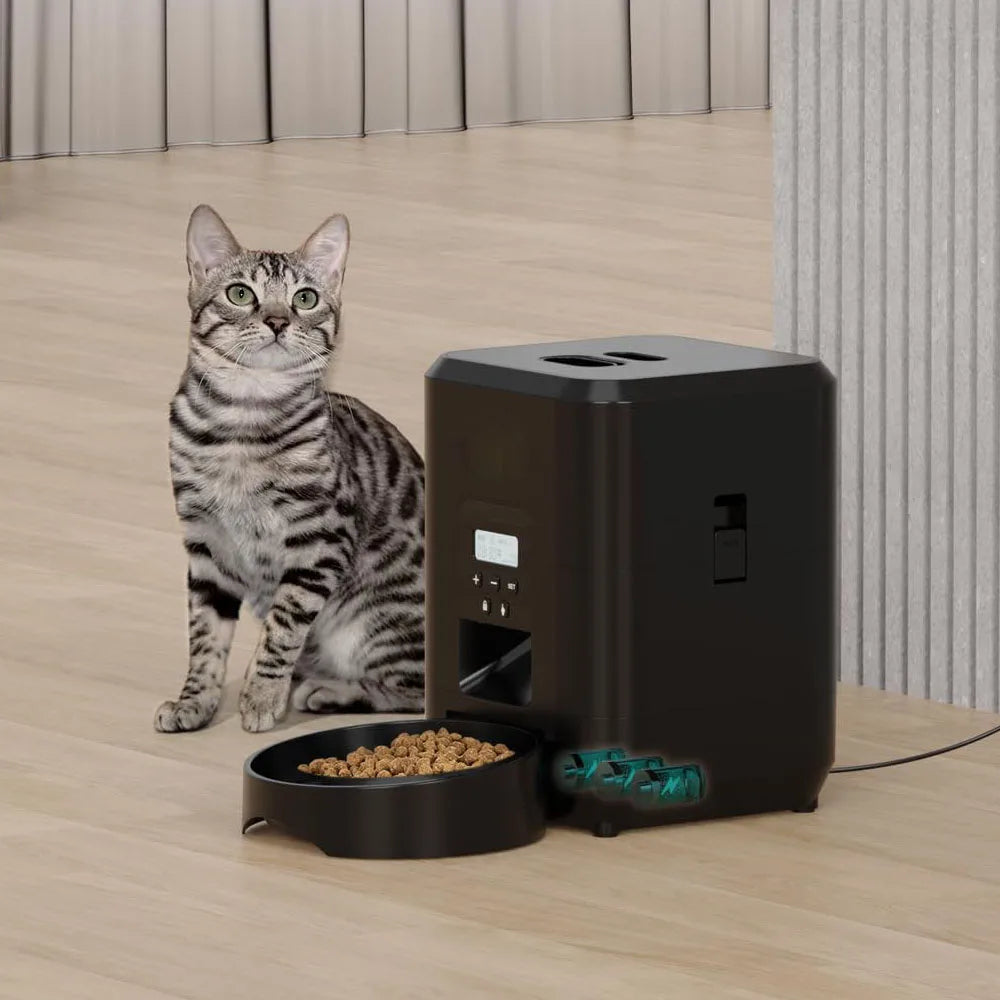 SmartPet Automatic Feeder for Cats and Dogs